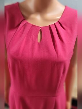 Kasper Sleeveless Fuchsia Midi Sheath Dress